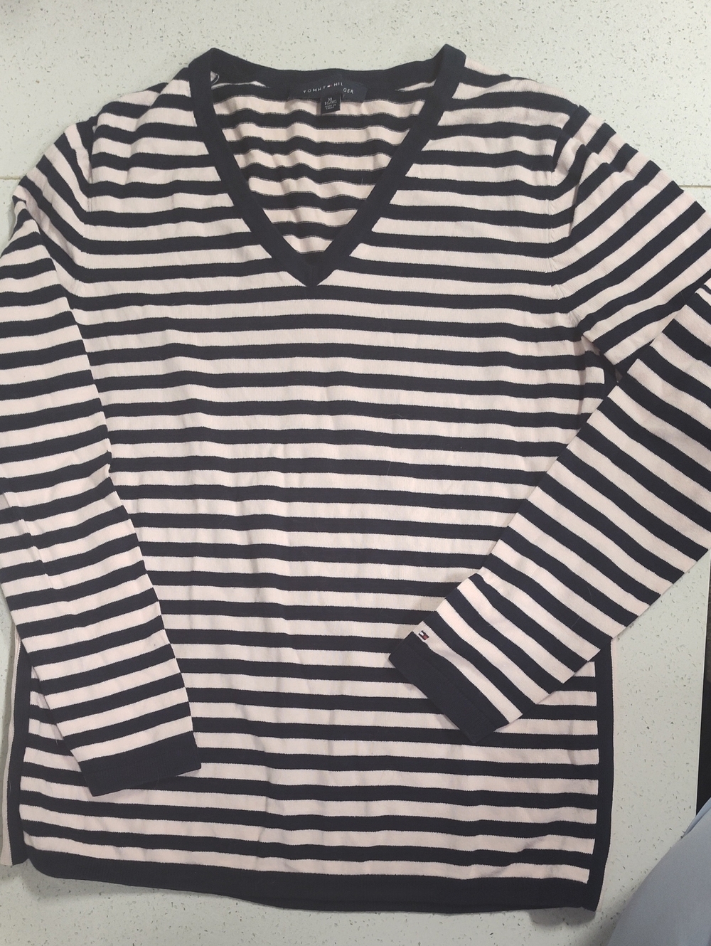Tommy Hilfiger Navy and Pink Striped V-Neck Sweater Size XL